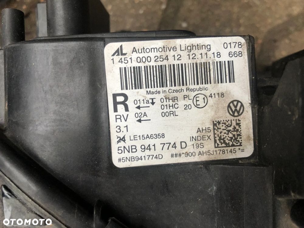 Reflektor Przód strona prawa Volkswagen Tiguan 5NB941774B 5NB941773B - 5