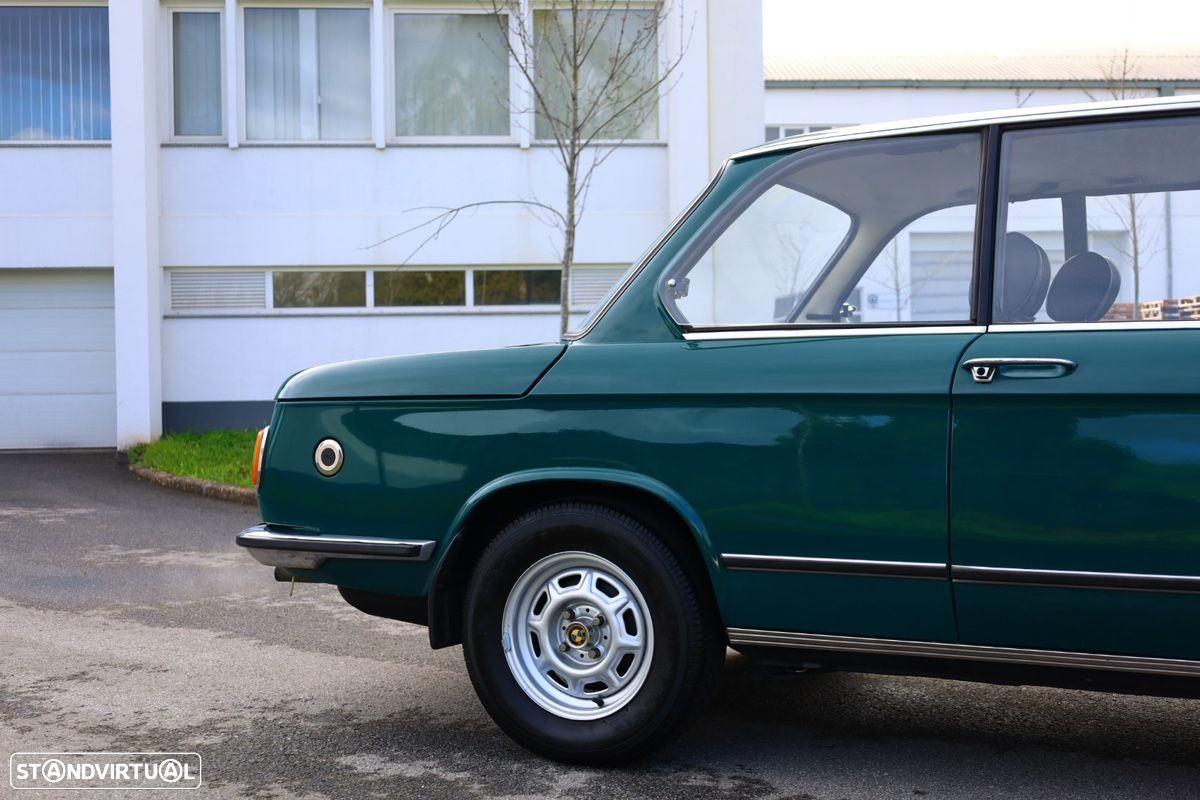BMW 1502 - 17