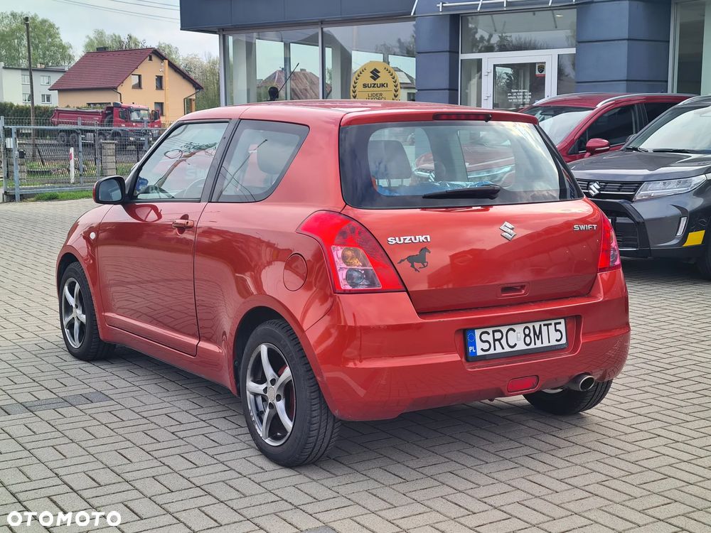 Suzuki Swift 1.3 GC - 5