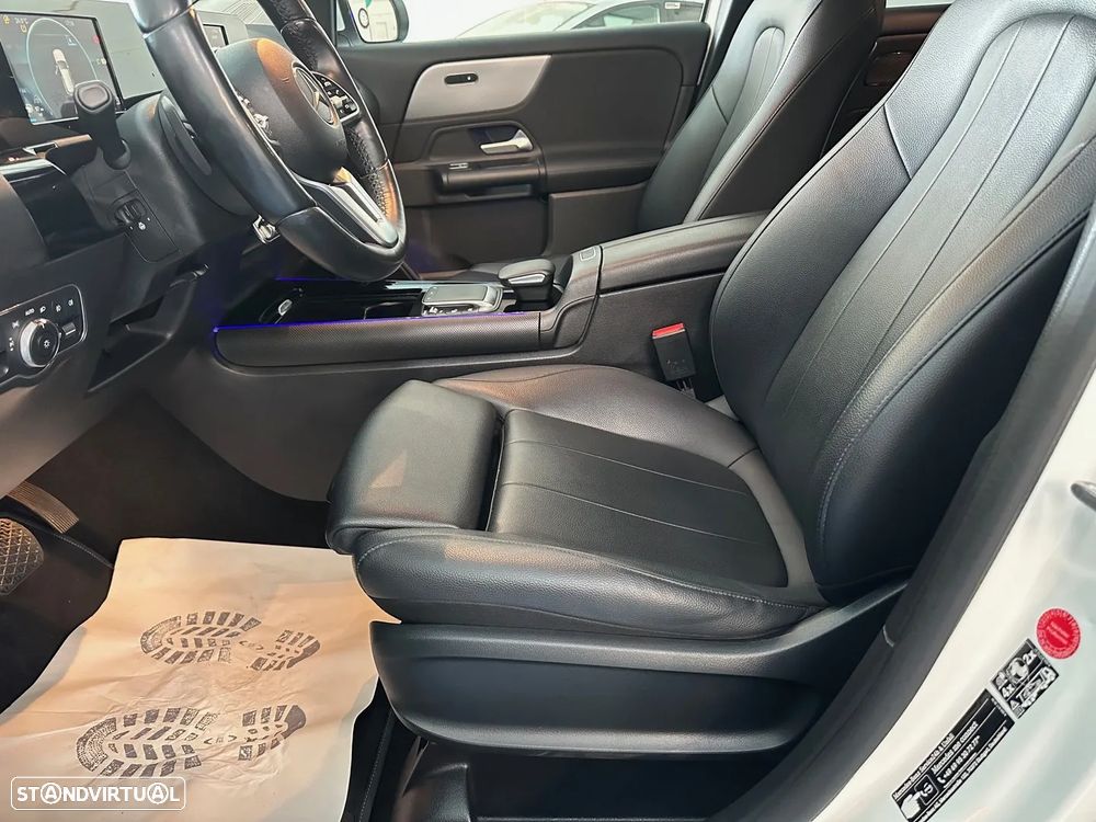 Mercedes-Benz GLA 200 7G-DCT Style - 21