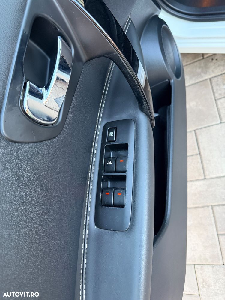 Nissan Qashqai 1.6 DCI Start/Stop Tekna - 14