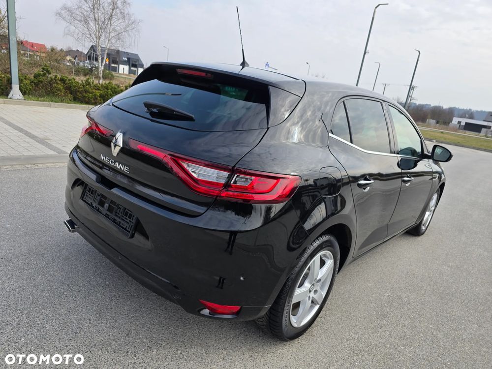 Renault Megane BLUE dCi 115 BOSE EDITION - 38