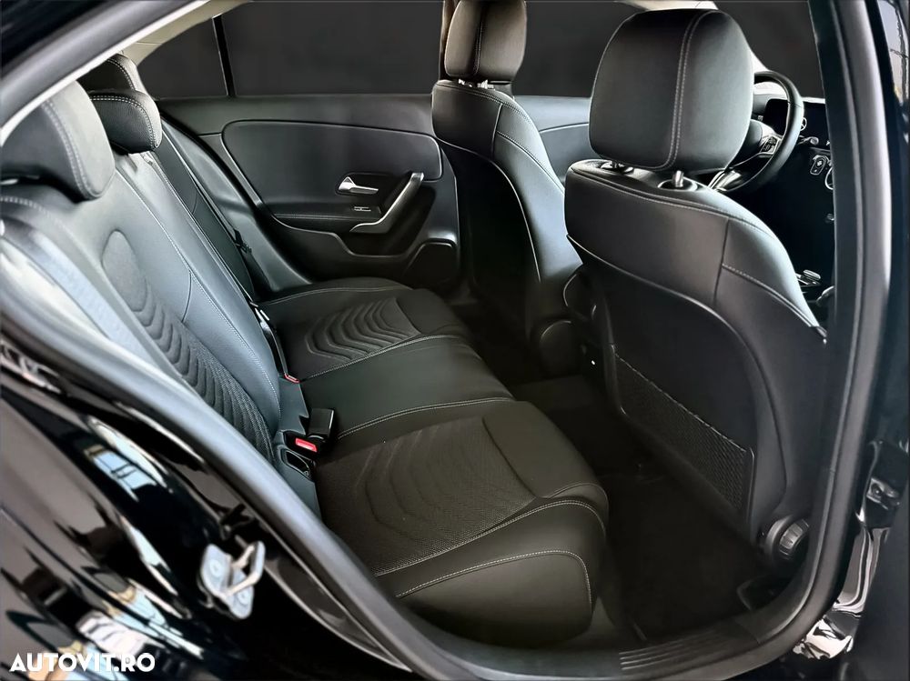 Mercedes-Benz A 200 7G-DCT Progressive - 13