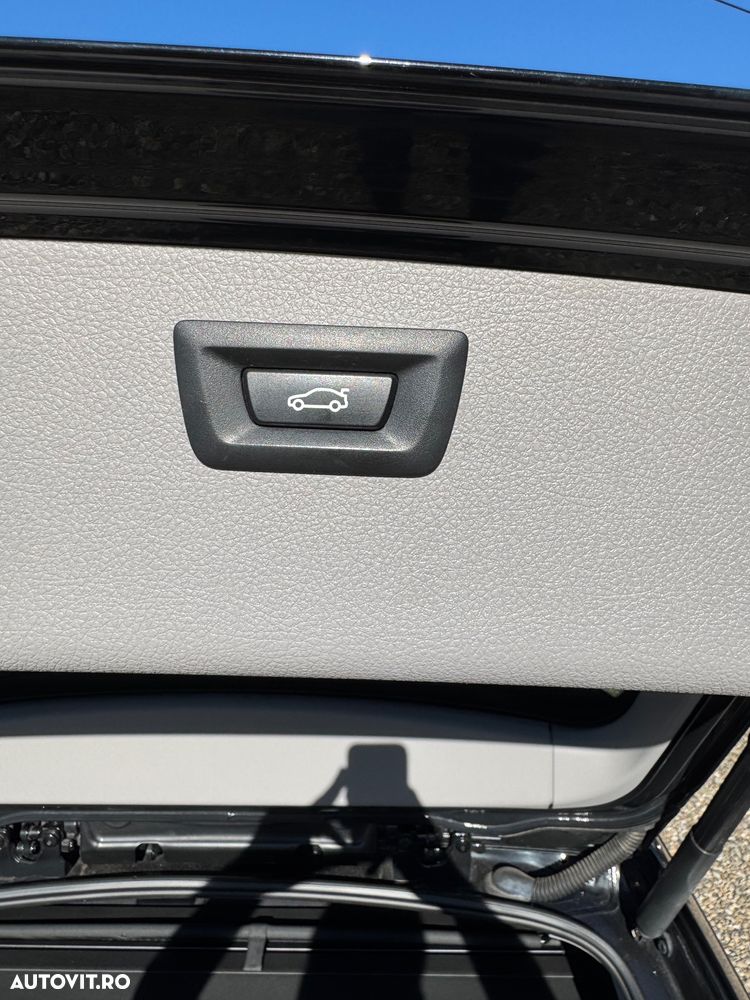 BMW Seria 3 320d Aut. Blue Performance Sport Line - 14