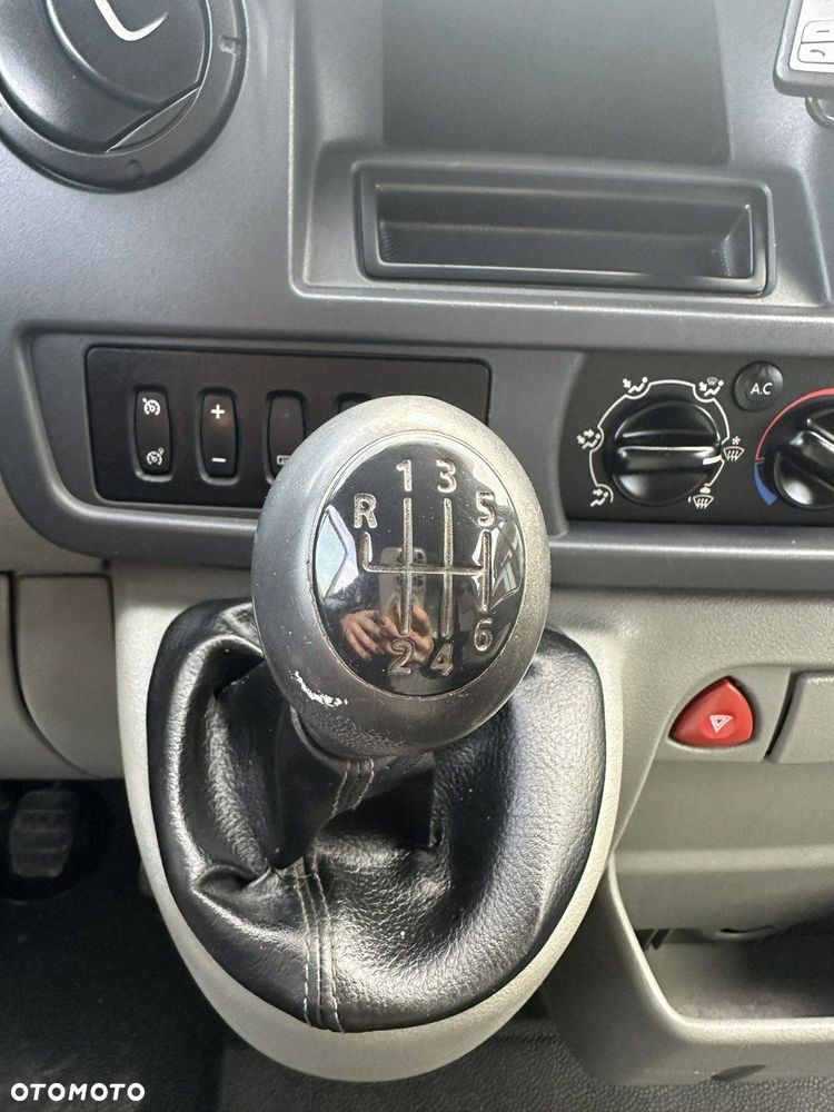 Renault Master - 22