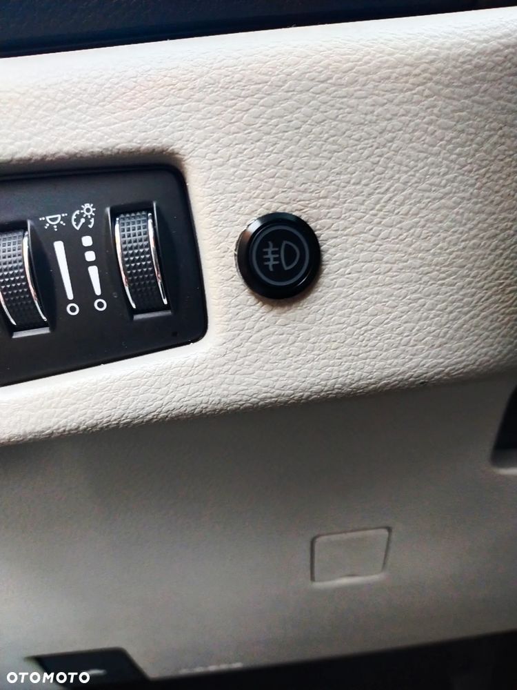 Chrysler Pacifica - 18