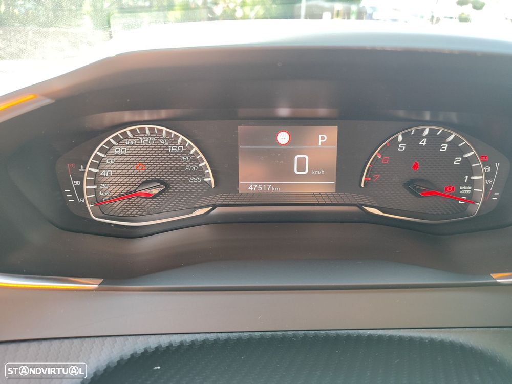 Peugeot 2008 1.5 BlueHDi Active Pack EAT8 - 15