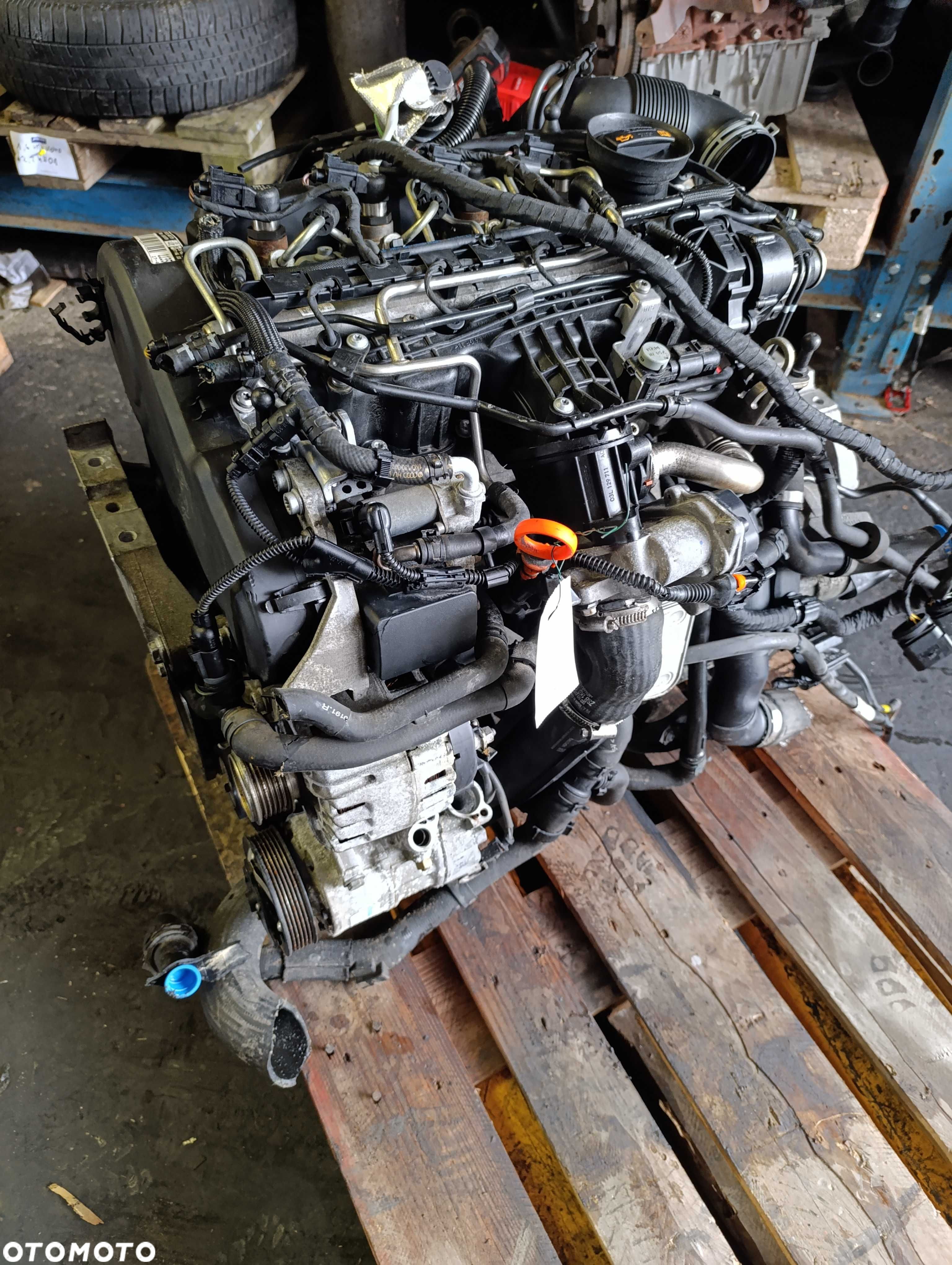 Silnik 1.6 TDI CAY Vw Passat Kompletny Termostat wewnętrzny - 5