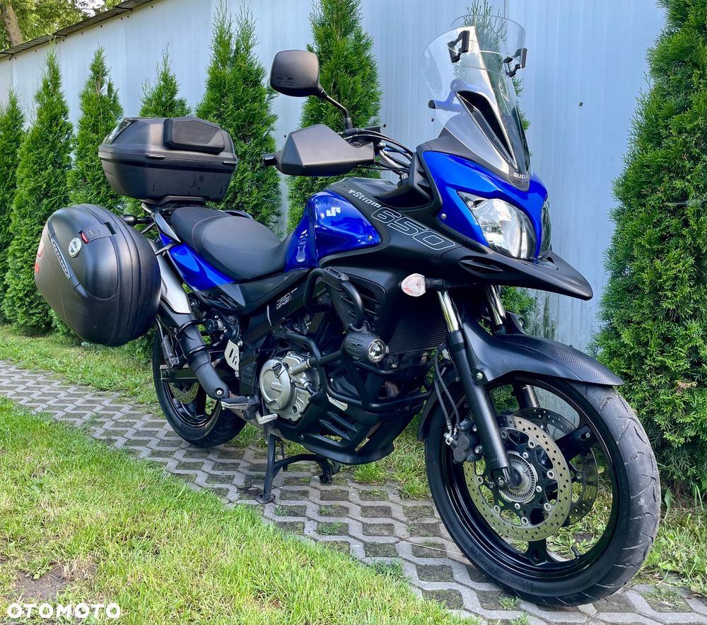 Suzuki V-STROM - 1