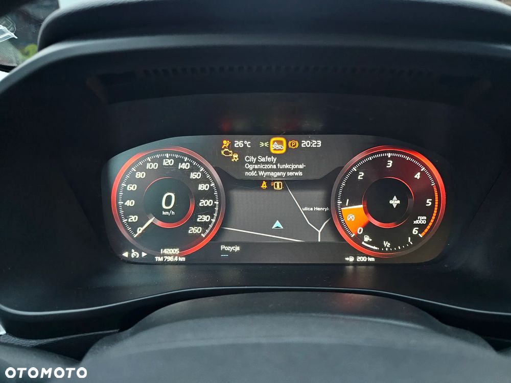Volvo XC 40 - 27