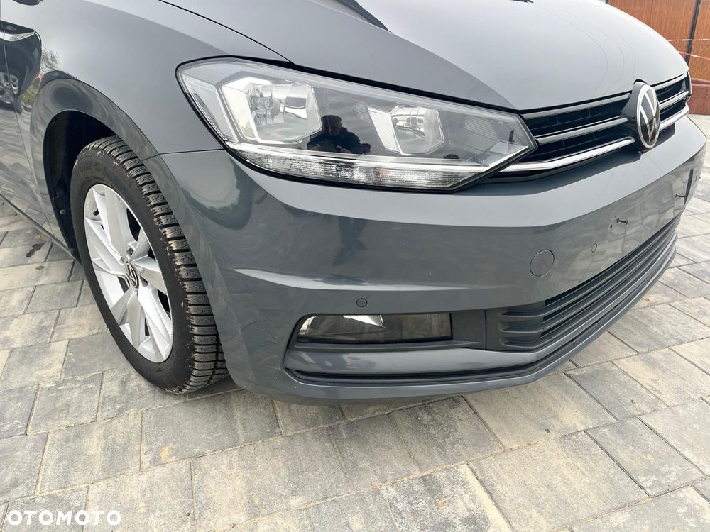 Volkswagen Touran - 7