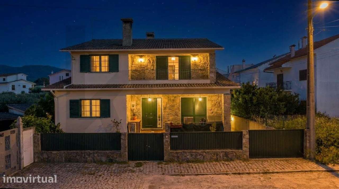 Moradia T3 com Espaço Exterior – A 5 Minutos do Fundão