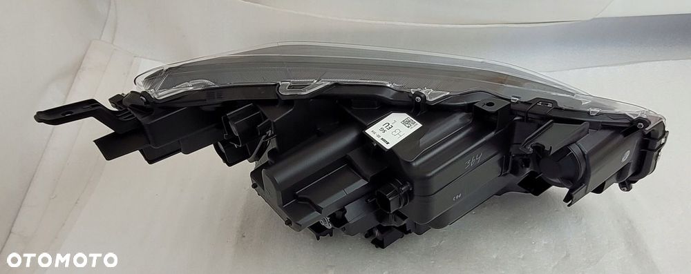 LAMPA LEWA PRZÓD TOYOTA YARIS CROSS FULL LED 2020- KOITO 0D-314 - 8
