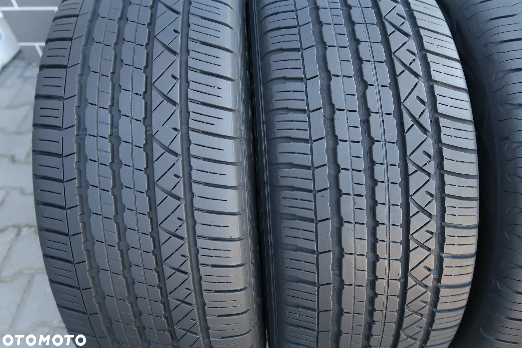 235/55R19 OPONY LETNIE CONTINENTAL  DUNLOP - 2