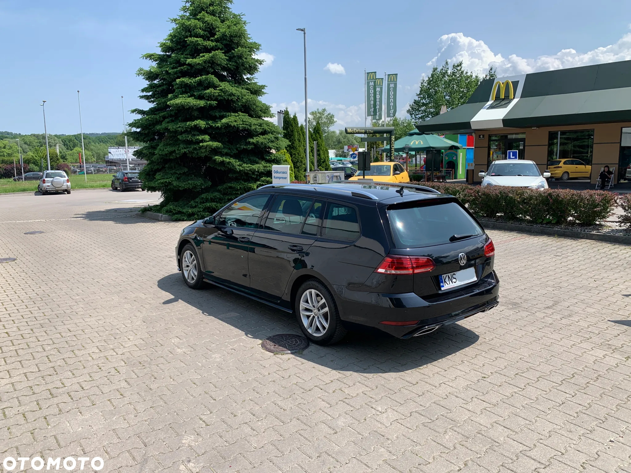 Volkswagen Golf VIII 2.0 TDI R-Line DSG - 4