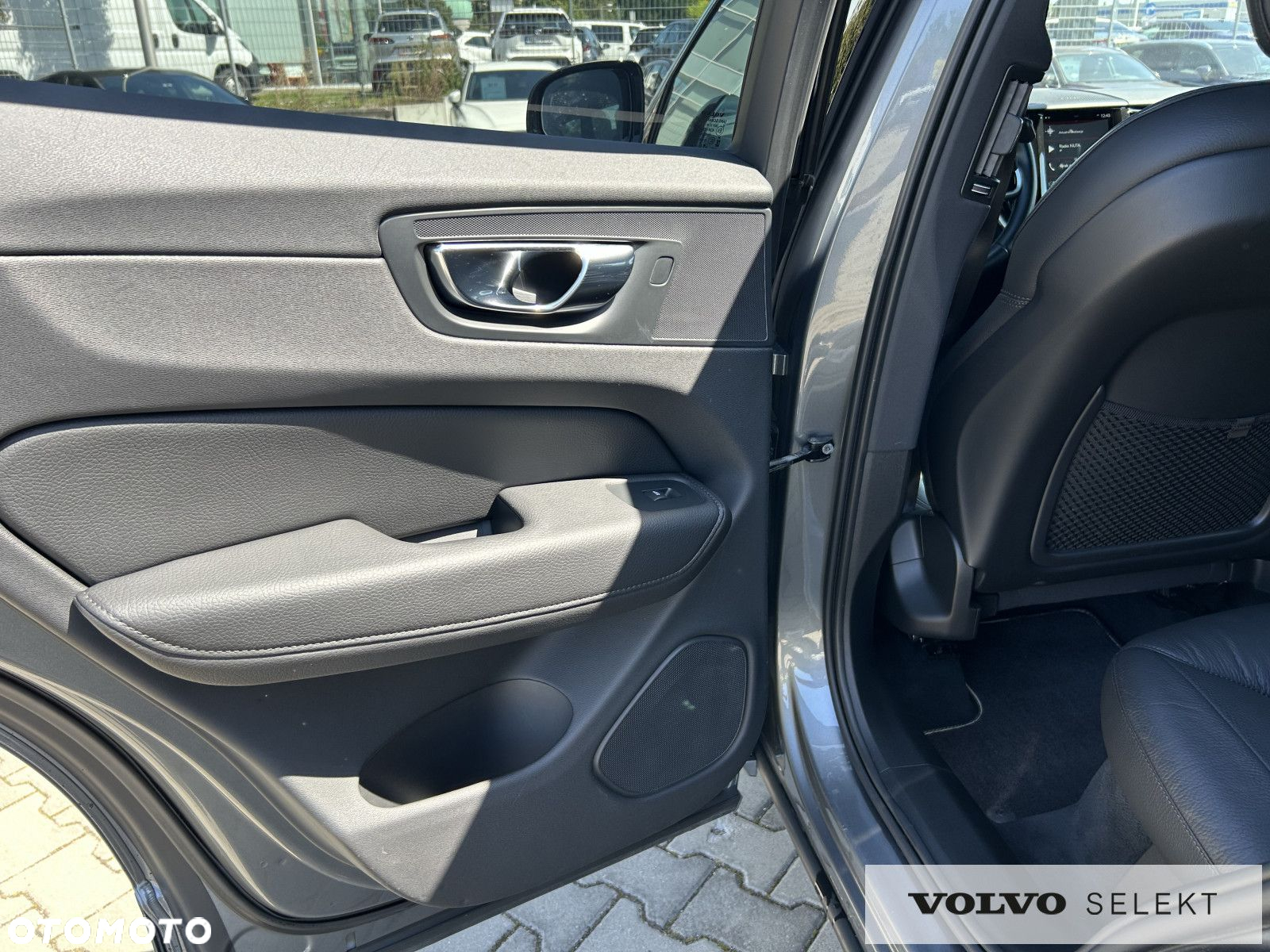 Volvo XC 60 - 30