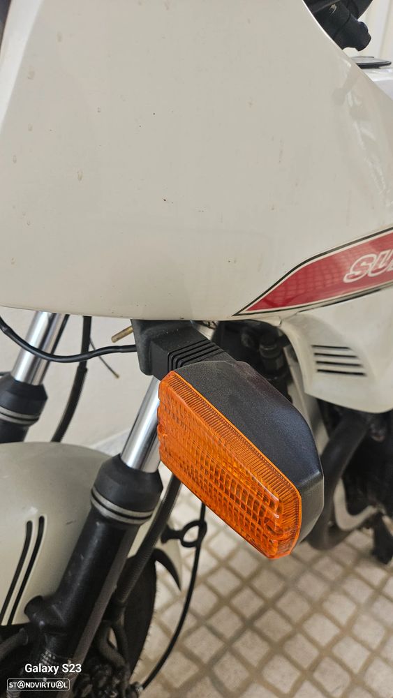 Suzuki GSX 750 ES - 6