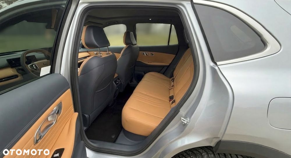 Geely Starray EM-i 1.5 PHEV Max DHT - 12