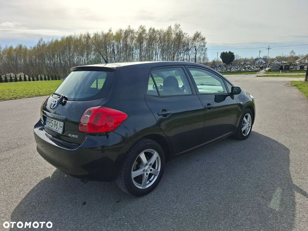 Toyota Auris 1.6 VVT-i Sol - 3