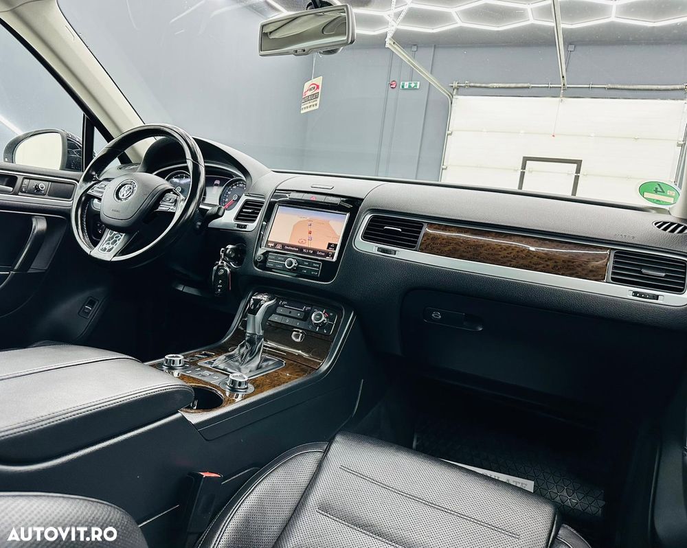 Volkswagen Touareg 3.0 V6 TDI Blue Motion DPF Automatik Exclusive - 25