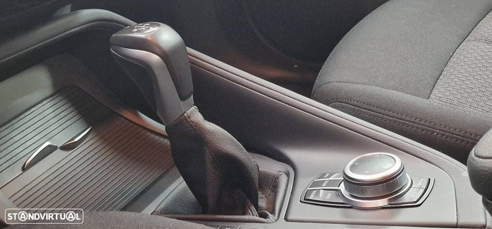 BMW X1 xDrive25e Advantage - 13