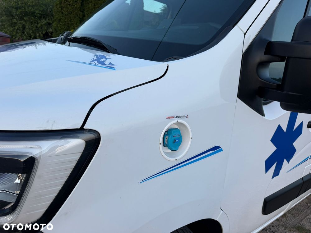 Renault MASTER _ 2024r _ KARETKA, AMBULANS _ 2.3 DCI 165KM _ 5 Osobowy - 24
