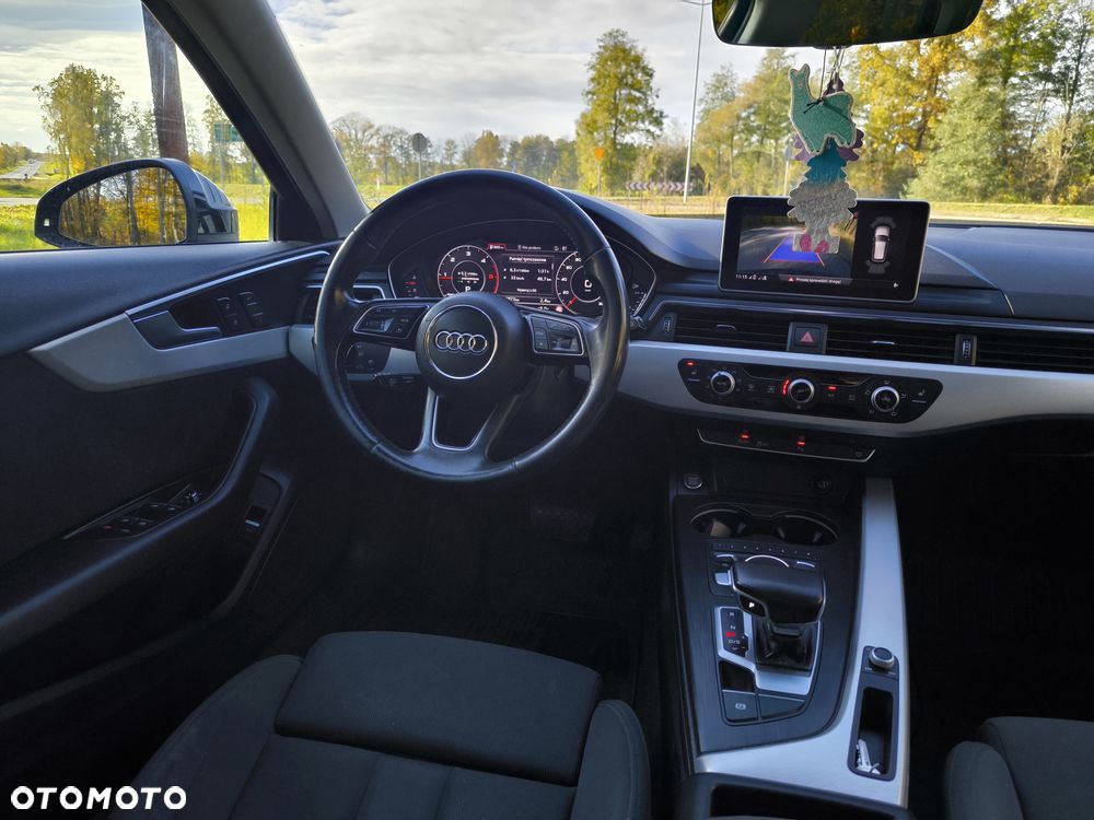 Audi A4 Avant 2.0 TDI S tronic - 16