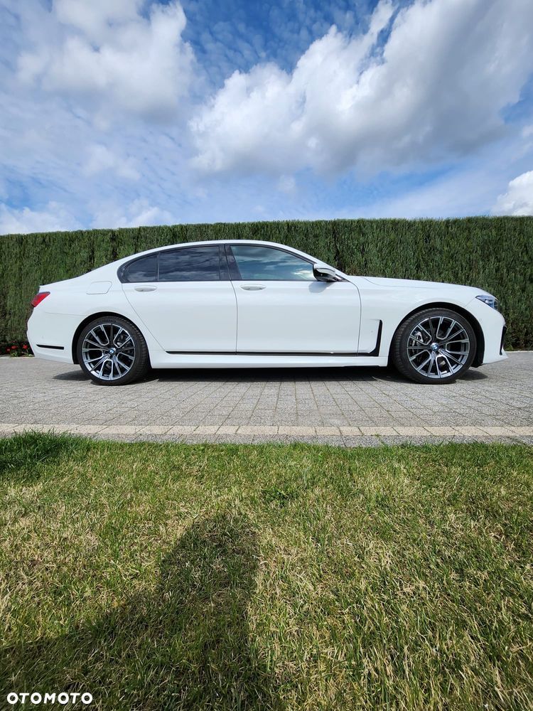 BMW Seria 7 740d xDrive - 2