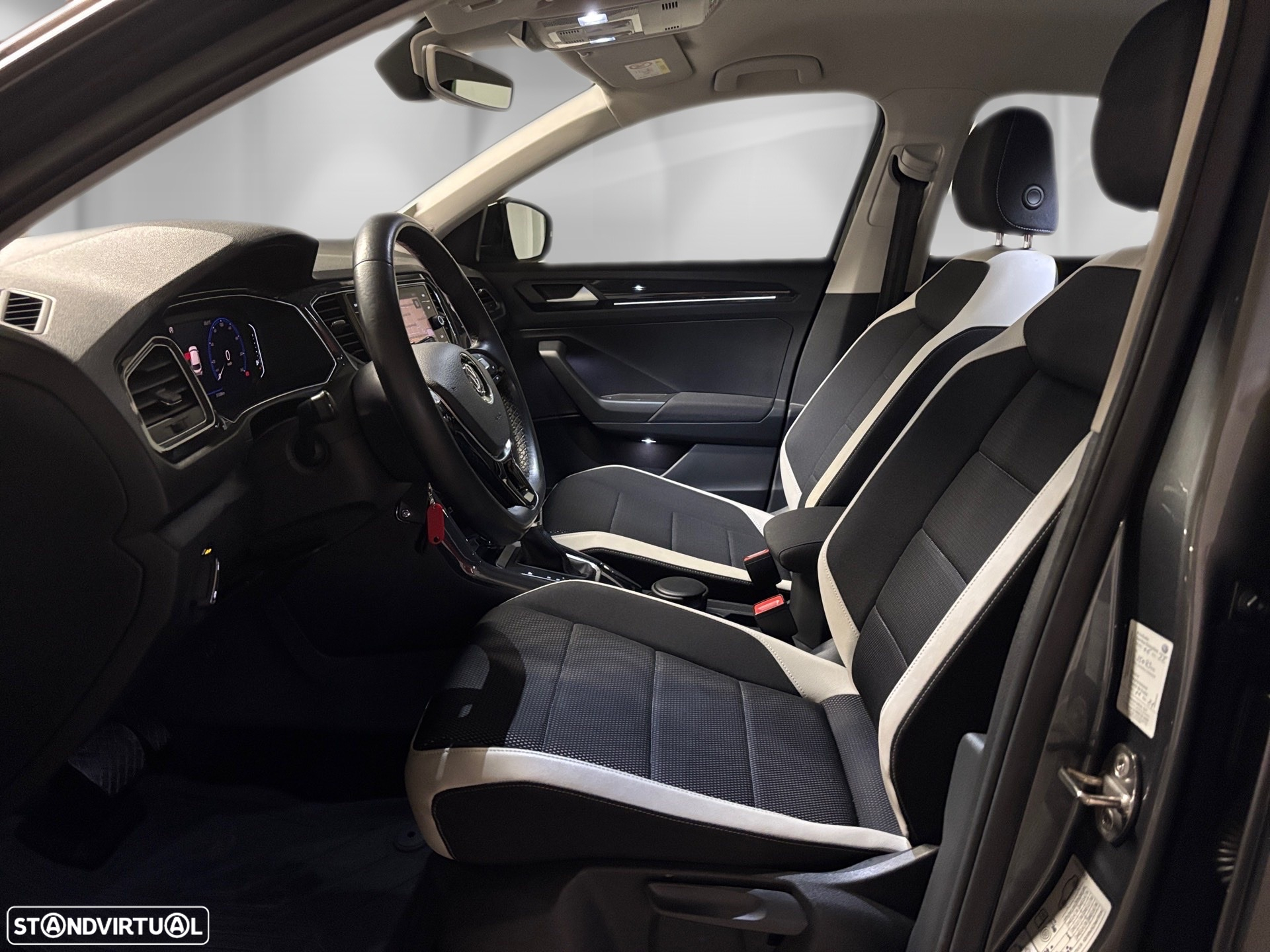 VW T-Roc 1.5 TSI Sport DSG - 5