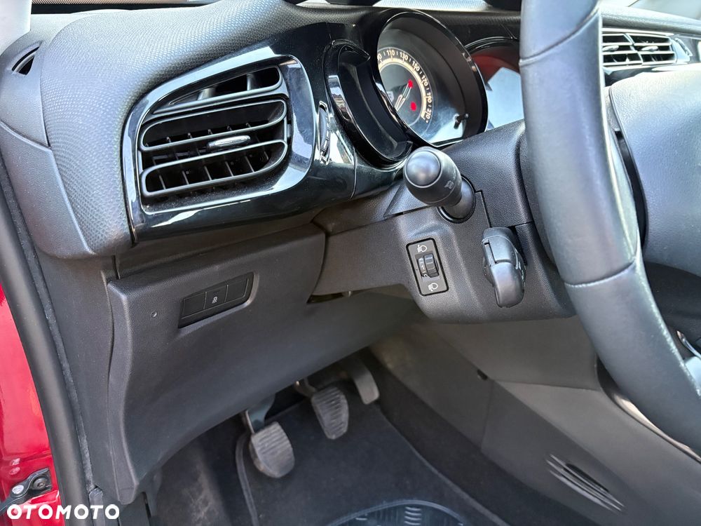 Citroën C3 Pure Tech (VTi) 68 Attraction - 22