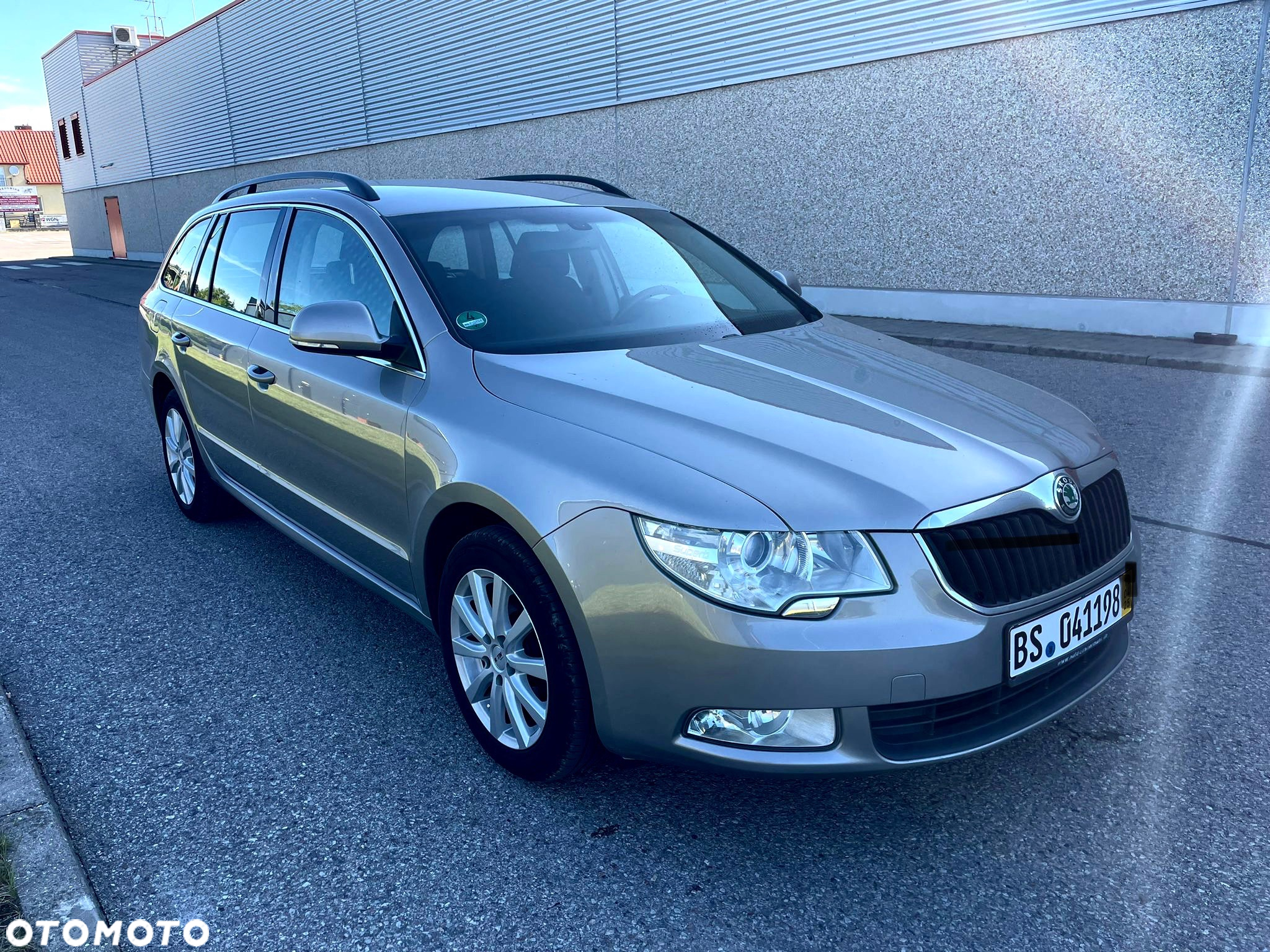 Skoda Superb 2.0 TDI Elegance - 2