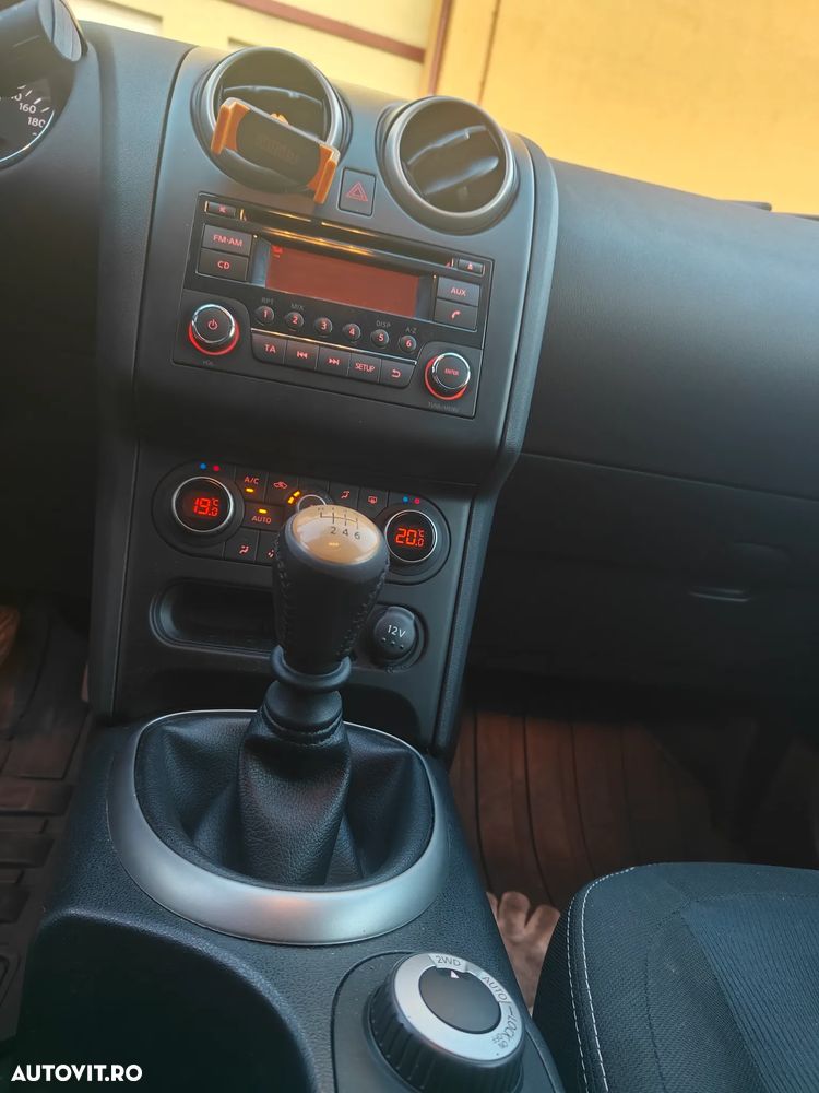 Nissan Qashqai - 9