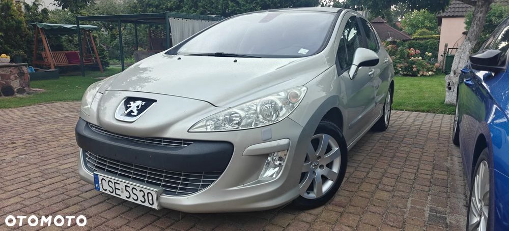 Peugeot 308 2008 photo 5