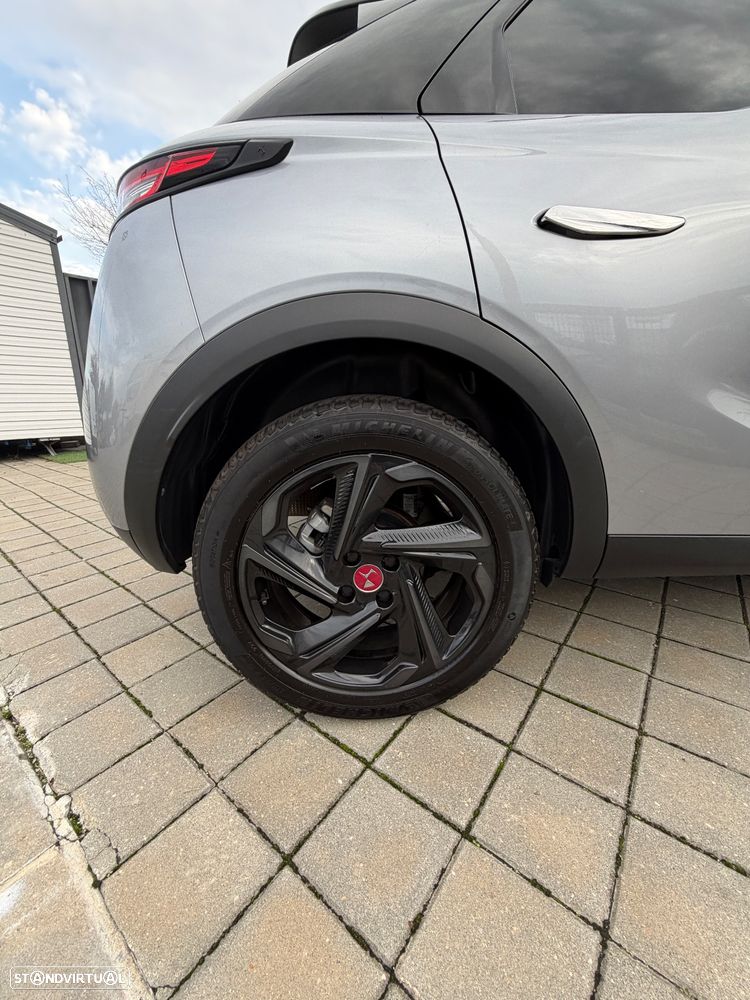 DS DS3 Crossback PureTech 130 Aut. PERFORMANCE LINE + - 28