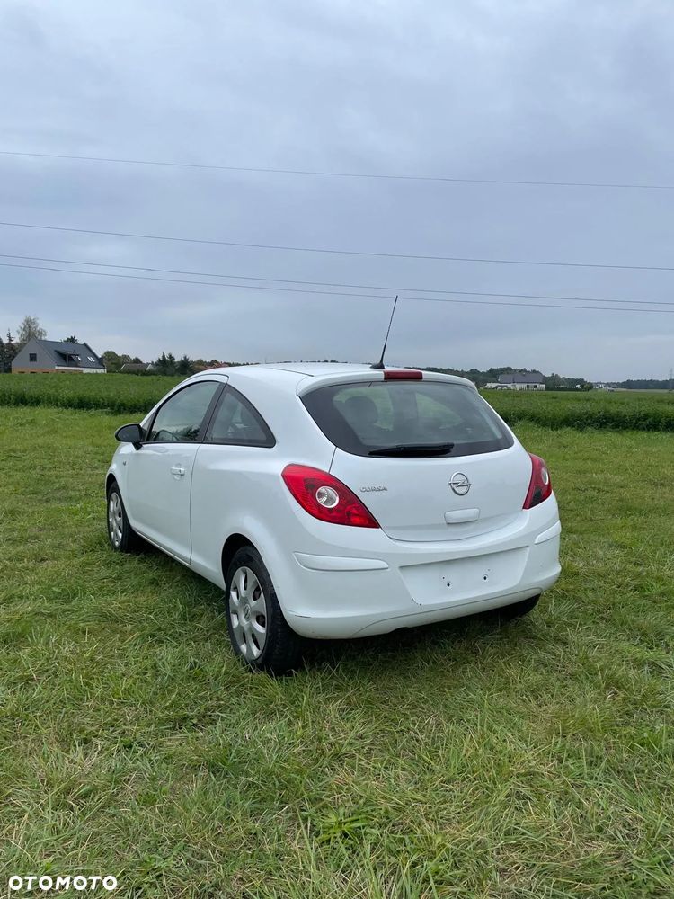 Opel Corsa - 4