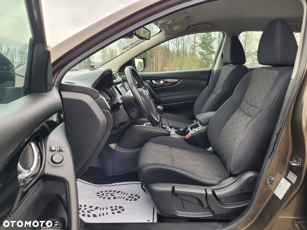 Nissan Qashqai 1.2 DIG-T N-Vision - 13