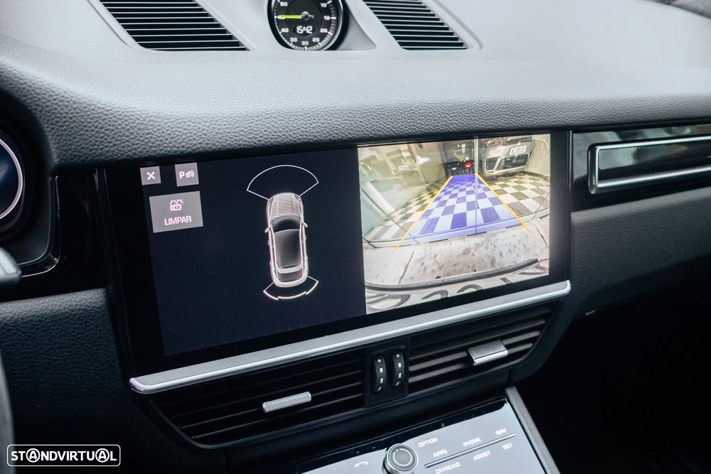 Porsche Cayenne Coupé E-Hybrid - 32