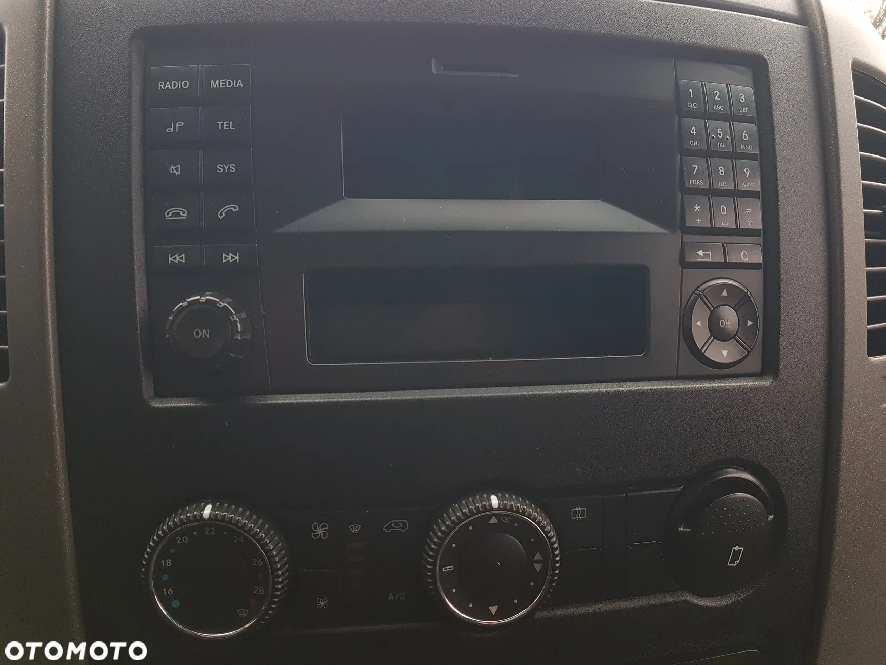 Mercedes-Benz Sprinter CHŁODNIA IZOTERMA 8EP AGREGAT ZANOTTI 4,22x2,15x2,30 KLIMA 314 CDI - 31