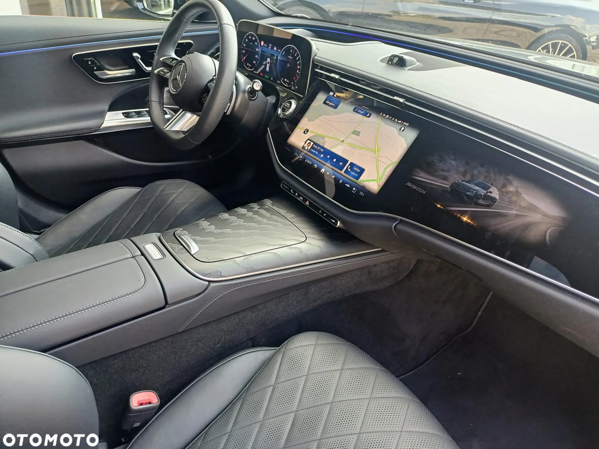 Mercedes-Benz Klasa E 300 PHEV AMG 9G-Tronic - 29