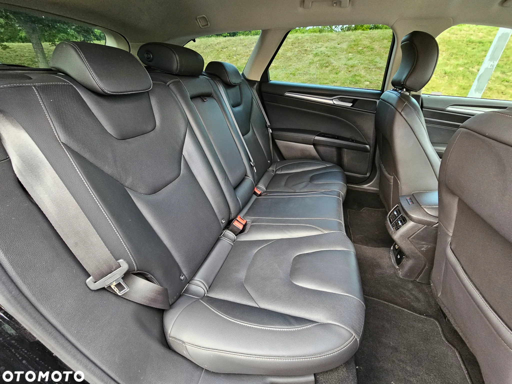 Ford Mondeo Turnier 2.0 TDCi Start-Stopp PowerShift-Aut Business Edition - 20