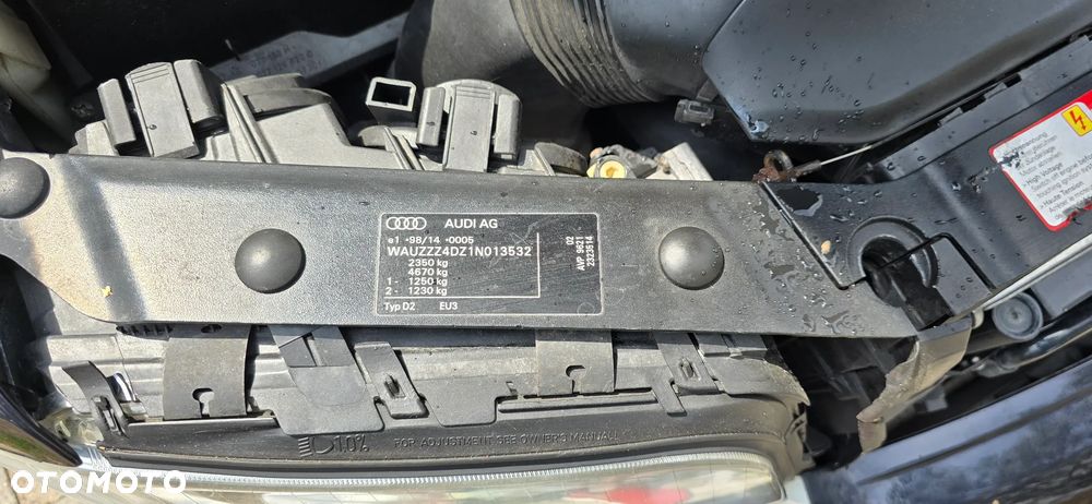 Audi S8 - 8