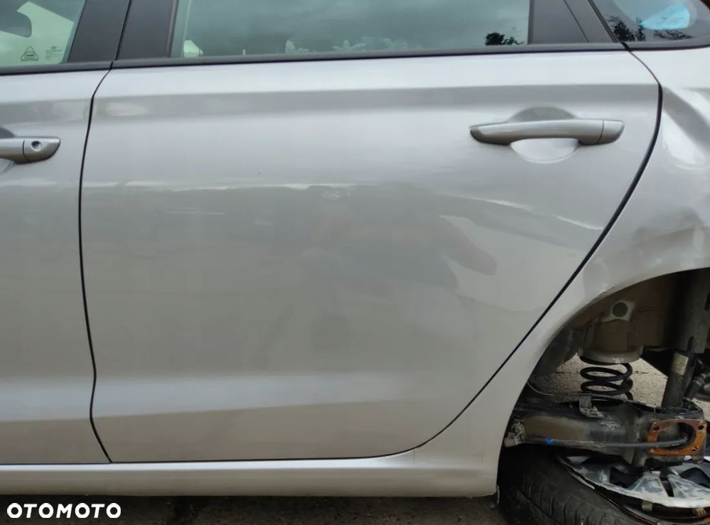 HYUNDAI I30 III LIFT 1.5 DPI 2022R KRAJOWY 1 WŁAŚCICIEL NA CZĘŚCI LAKIER R2T - 8