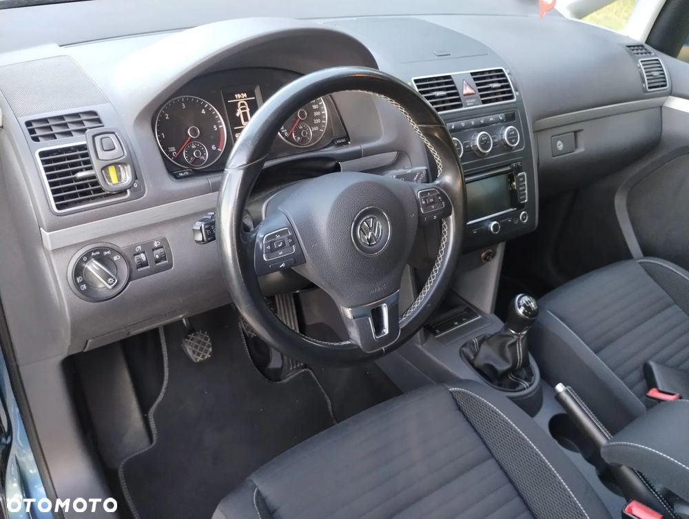 Volkswagen Touran 1.6 TDI DPF Comfortline - 32