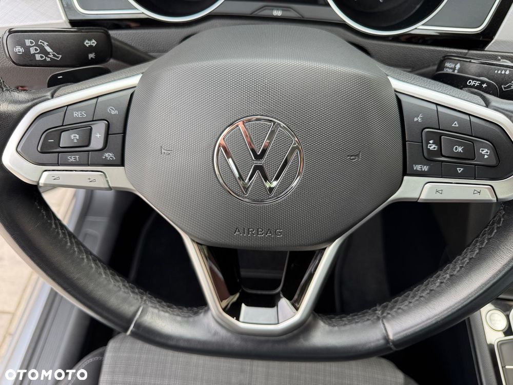 Volkswagen Passat 2.0 TSI Business DSG - 18