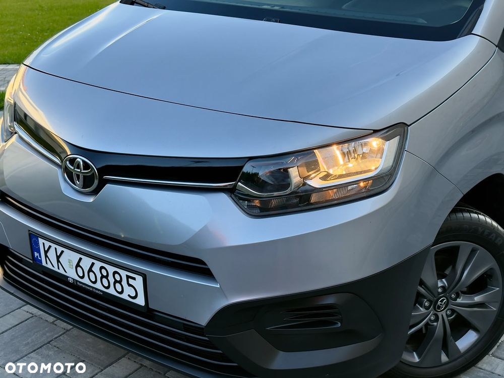 Toyota Proace City L2 Długi Salon Polska BEZWYPADKOWA Serwisowana FVAT23% ZADBANY OKAZJA - 9