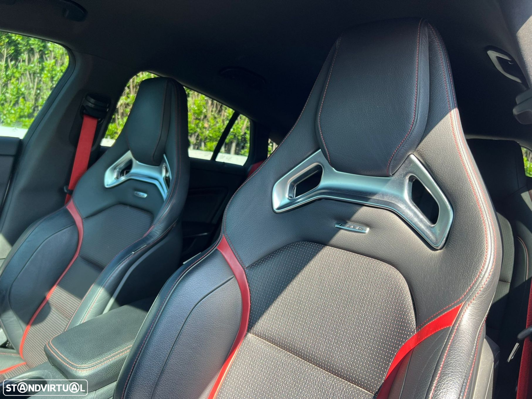 Mercedes-Benz CLA 45 AMG - 8