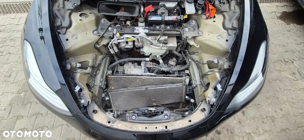 Tesla Model 3 - 18