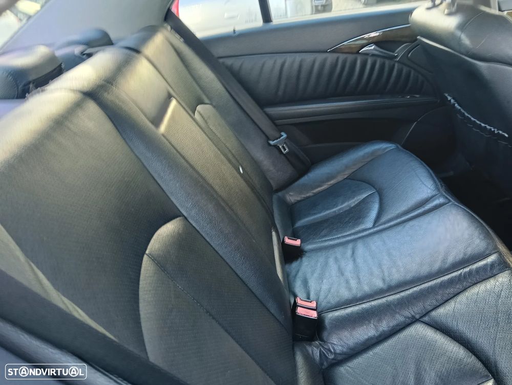 Mercedes-Benz E 320 CDi Avantgarde - 22