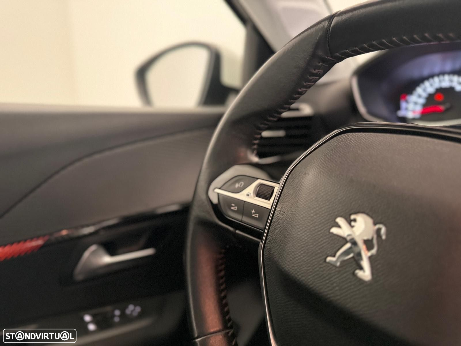 Peugeot 208 1.2 PureTech Active - 6