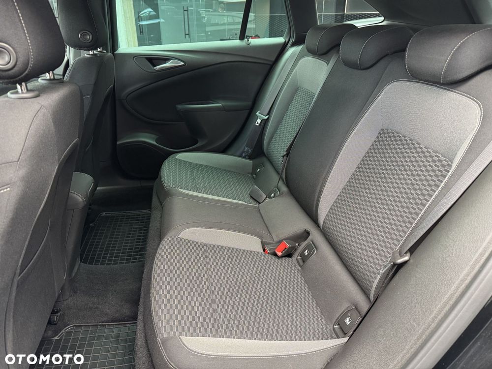 Opel Astra 1.2 T Edition S&S - 15